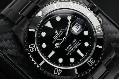 black rolex submariner